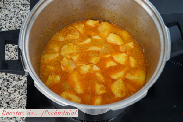 Guiso de patatas con bacalao