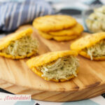 Arepas rellenas de reina pepiada