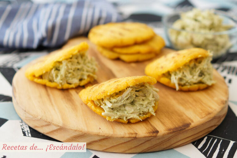 Receta de arepas rellenas de reina pepiada