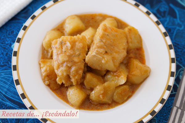 Receta de patatas con bacalao, guiso de pescado
