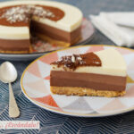 Tarta de tres chocolates