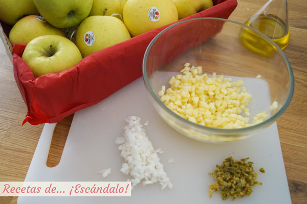 Tartar de salmon con manzanas golden