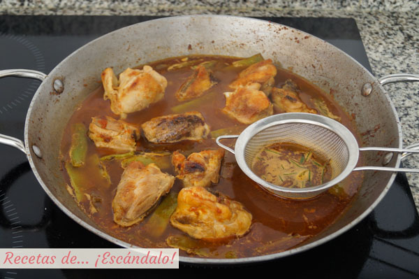 Caldo para paella valenciana