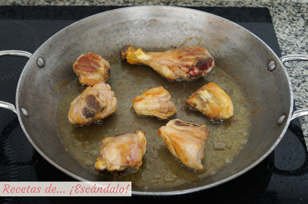 Pollo para paella valenciana