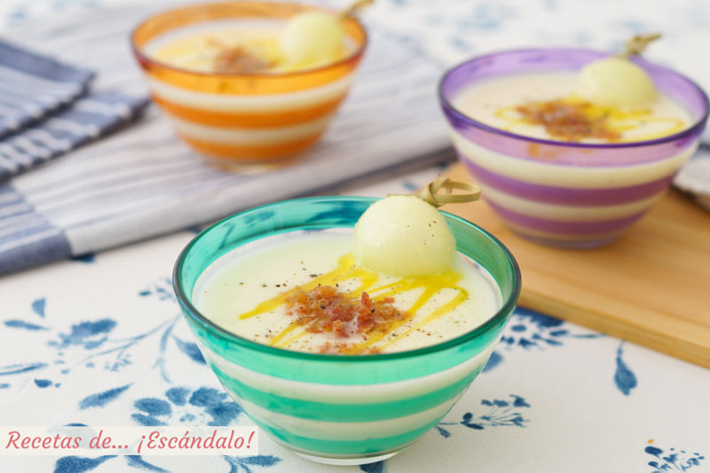 Sopa fria de melon con jamon crujiente. Receta facil y refrescante