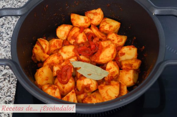 Guiso de patatas con niscalos