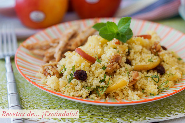 Como hacer cuscus con manzana, hierbabuena y pechuga de pollo a la plancha