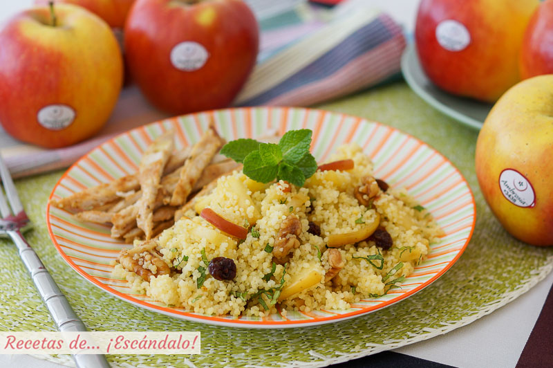 Cuscus con manzana, hierbabuena y pechuga de pollo a la plancha