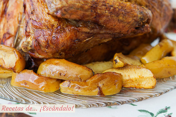 Receta de pavo relleno al horno con manzanas asadas