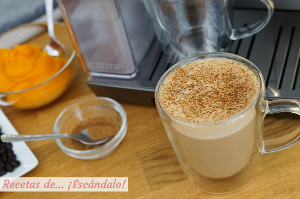 Receta de pumpkin spice latte o cafe con calabaza y especias, riquisimo