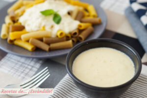 Cómo hacer salsa de queso con o sin nata y muy fácil