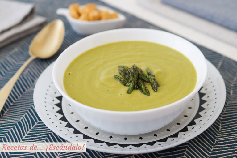 Crema de espárragos verdes trigueros. Receta muy fácil, rica y saludable