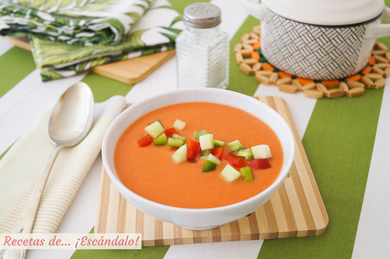 Gazpacho andaluz en Thermomix, refrescante y saludable