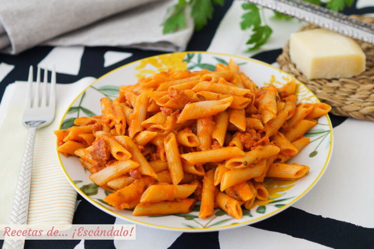 Macarrones con chorizo y tomate en Thermomix, ¡buenísimos!