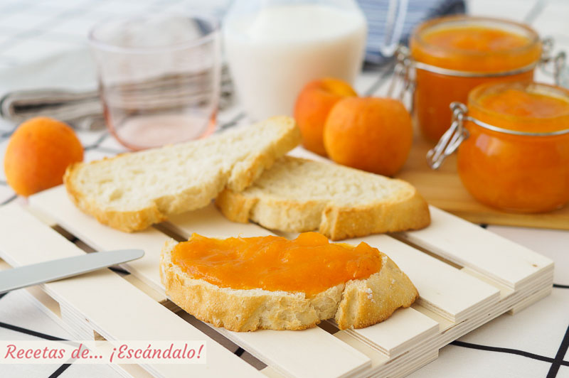 Mermelada de albaricoques casera de forma muy sencilla