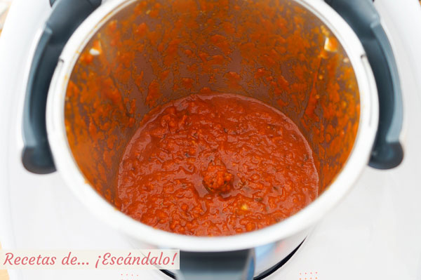 Salsa de tomate y chorizo casera thermomix