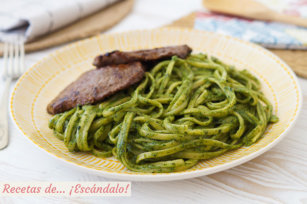 Receta de tallarines verdes peruanos con bistec