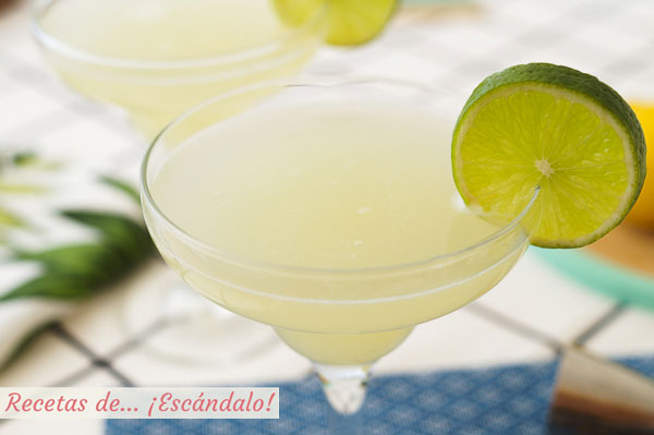 Receta de daiquiri o daikiri, un coctel cubano