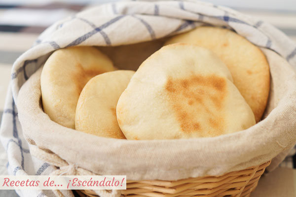 Receta de pan de pita casero o pan arabe, muy sencillo