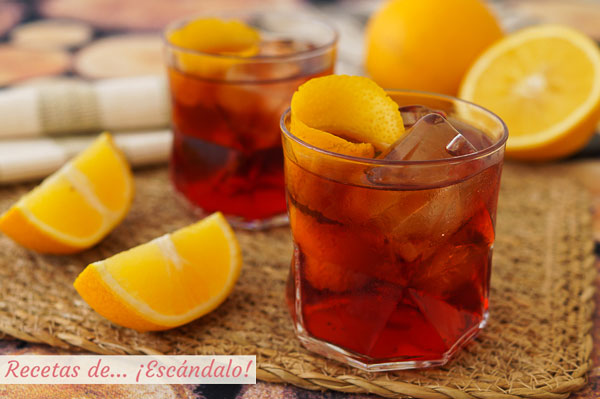 Receta e ingredientes del cocktail Negroni, un clasico italiano para el aperitivo