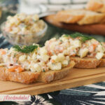 Canapés cremosos de salmón