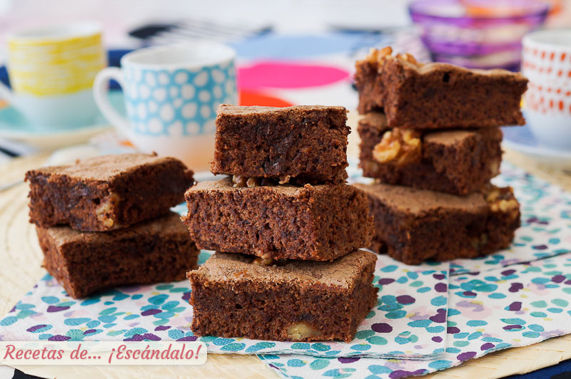 El mejor brownie con Thermomix, con nueces y humedo, delicioso