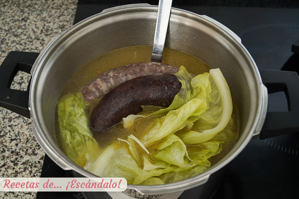Butifarras y col escudella