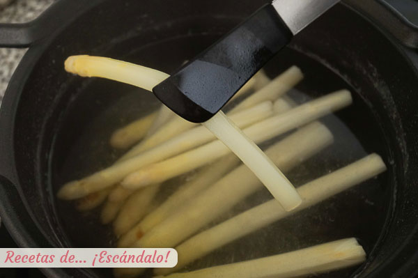 Esparragos cocidos