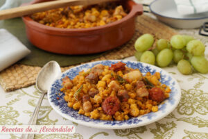 Migas de pan con chorizo, panceta y pimiento verde en Thermomix