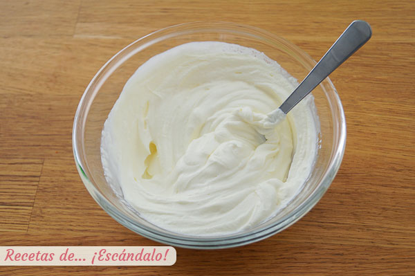 Nata agria o sour cream