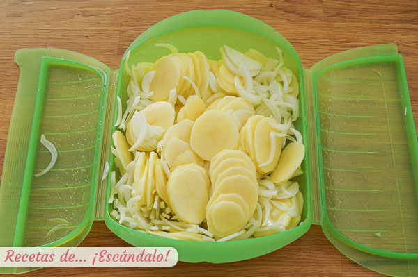 Patatas y cebolla para tortilla