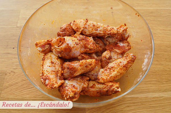 Alitas de pollo marinadas picantes