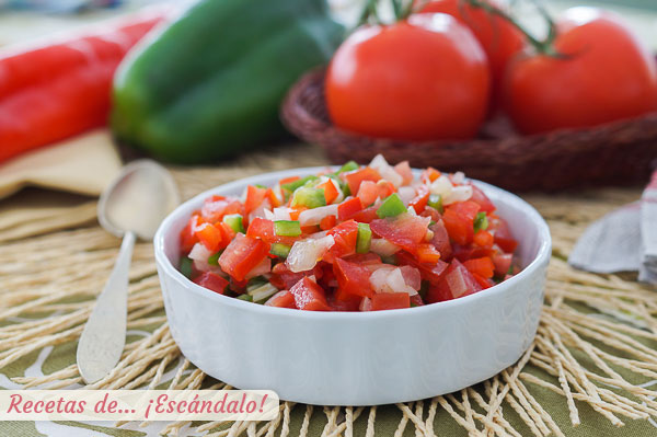Receta de salsa criolla tradicional, un adobo o acompanamiento fantastico