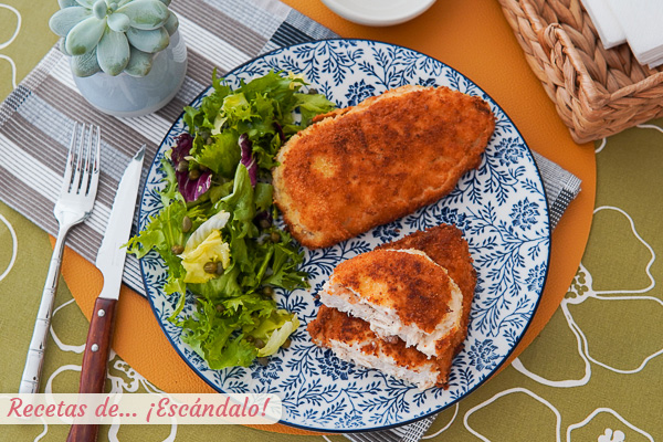 Como hacer pechugas de pollo a la Villeroy con bechamel casera. Receta tradicional