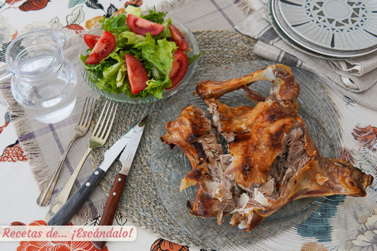 Lechazo al horno, el más rico cordero lechal asado que vas a probar