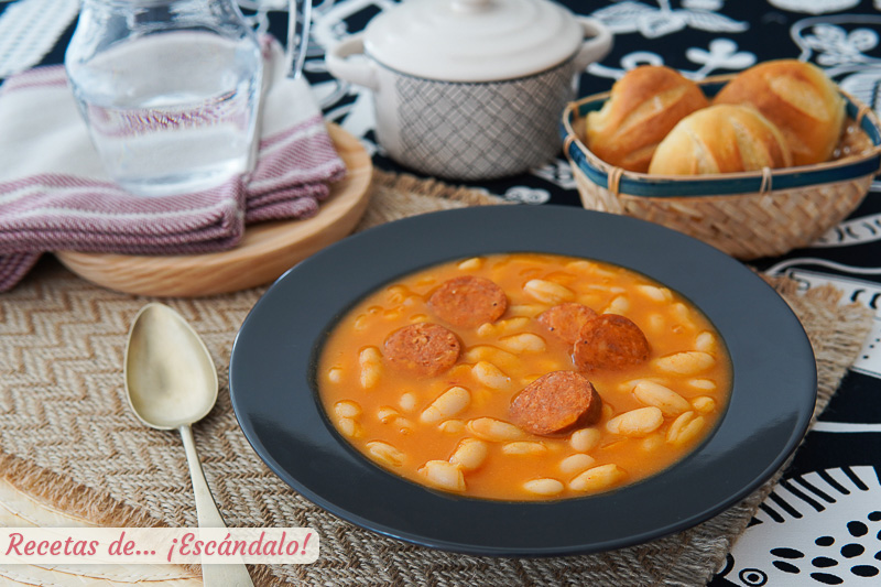 Judias blancas con chorizo, un platazo de alubias fantastico y sencillo