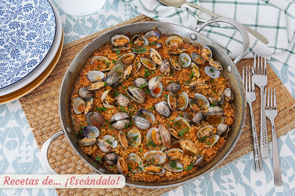 Receta de arroz con almejas y caldo casero, muy sabroso y sencillo