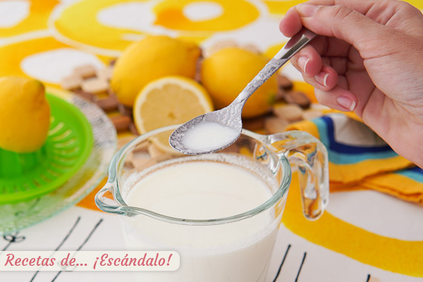 Receta de buttermilk o suero de mantequilla casero