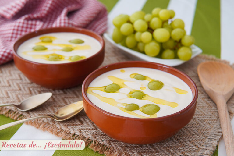 Receta de ajoblanco con Thermomix, una sopa fría irresistible