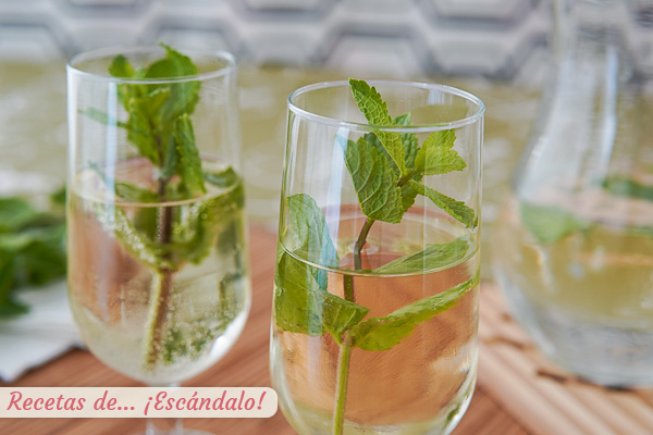 Receta de rebujito, una bebida refrescante tipica de Andalucia