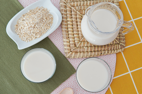 Como hacer leche o bebida de avena casera, muy fácil