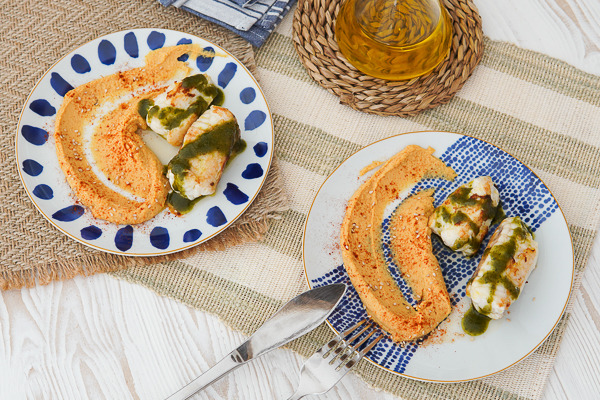 Como hacer rape a la plancha con hummus de garbanzos y salsa pesto de nueces