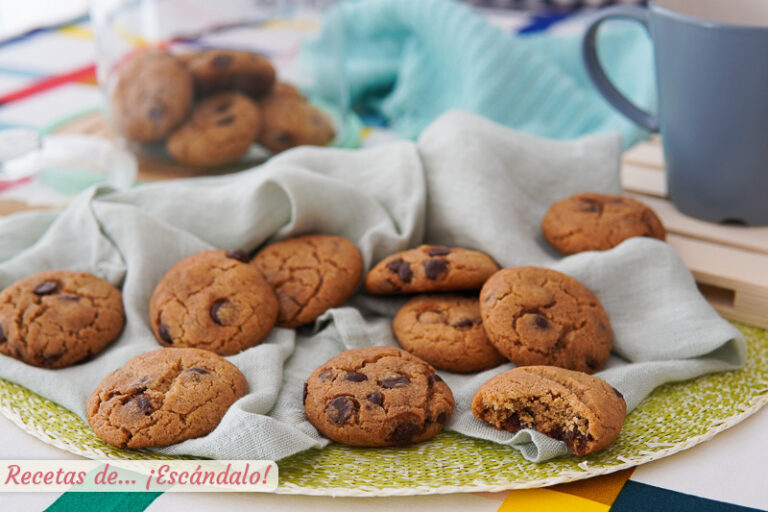 Receta de cookies americanas en Thermomix con chips de chocolate