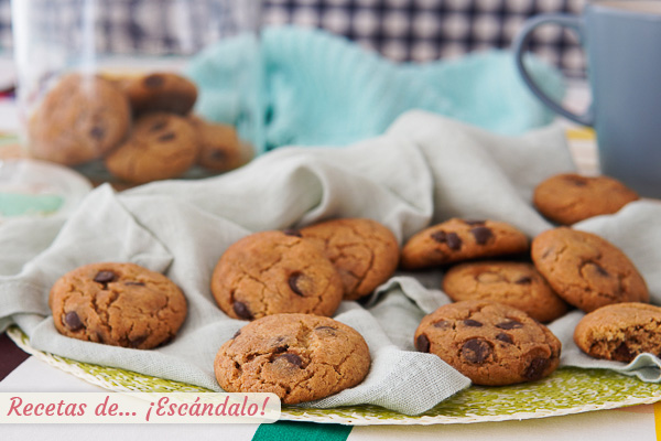 Receta de cookies americanas en Thermomix con chips de chocolate