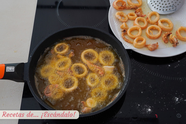 Calamares a la andaluza fritos y rebozados