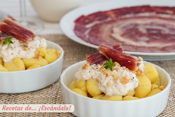 Receta de noquis con salsa de nueces y jamon de bellota iberico