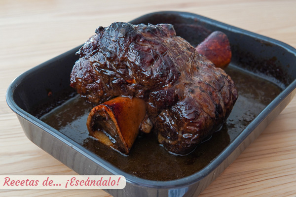 Jarrete de ternera lacado al horno
