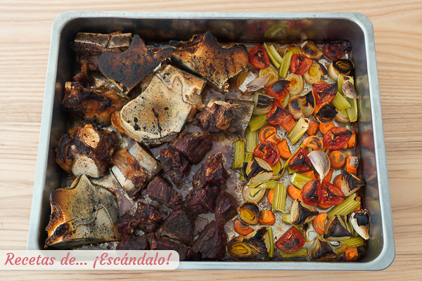 Ingredientes fondo oscuro al horno