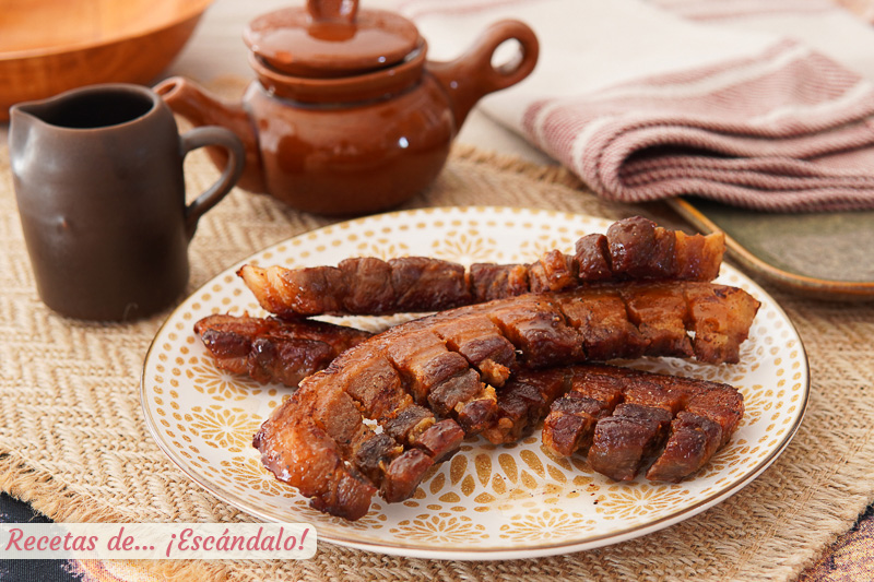 Chicharron de cerdo crujiente y muy sabroso