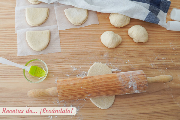 Estirar masa panes bao asiaticos caseros